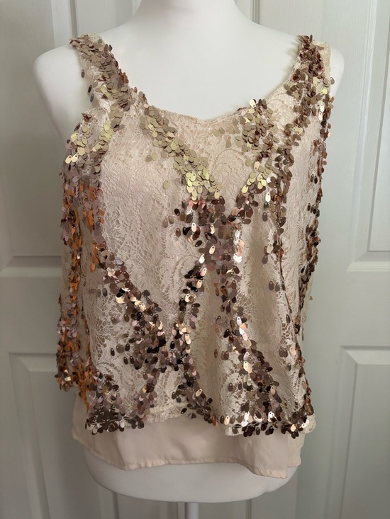 Charlotte Russe Tops - Charlotte Russe Rose Gold Sequin Lace Scoop Neck Sleeveless Tank Top XS